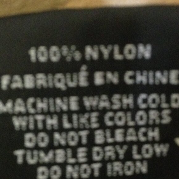 Obey Hooded Camo Lightweight Windbreaker Jacket Small - Picture 4 of 5